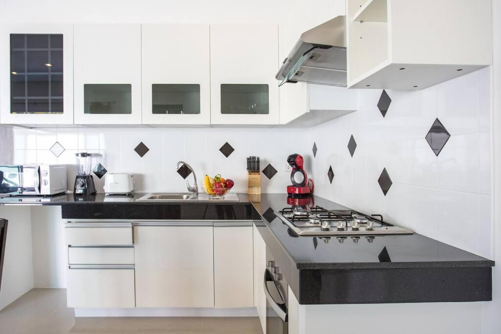 3-Bedrooms Modern Villa In Rawai 11 Ban Saiyuan Exterior foto